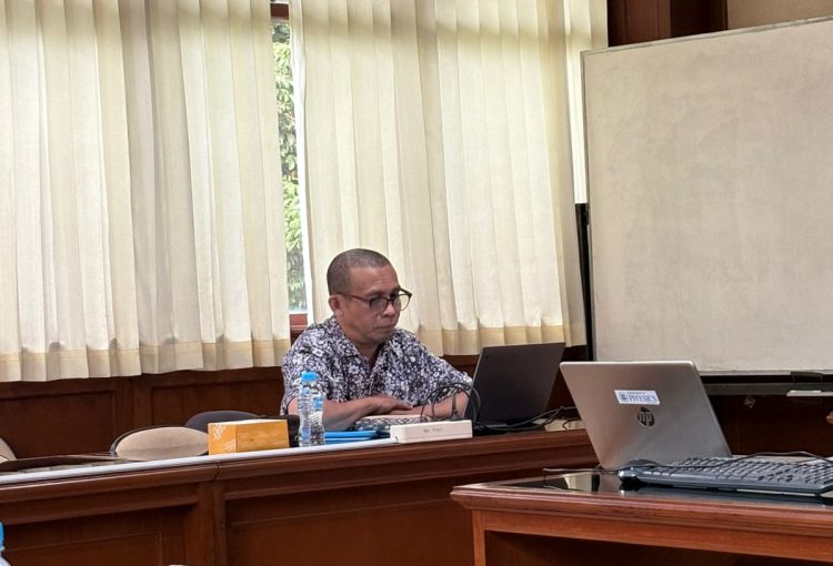 Ujian Komprehensif S3 Fisika UGM